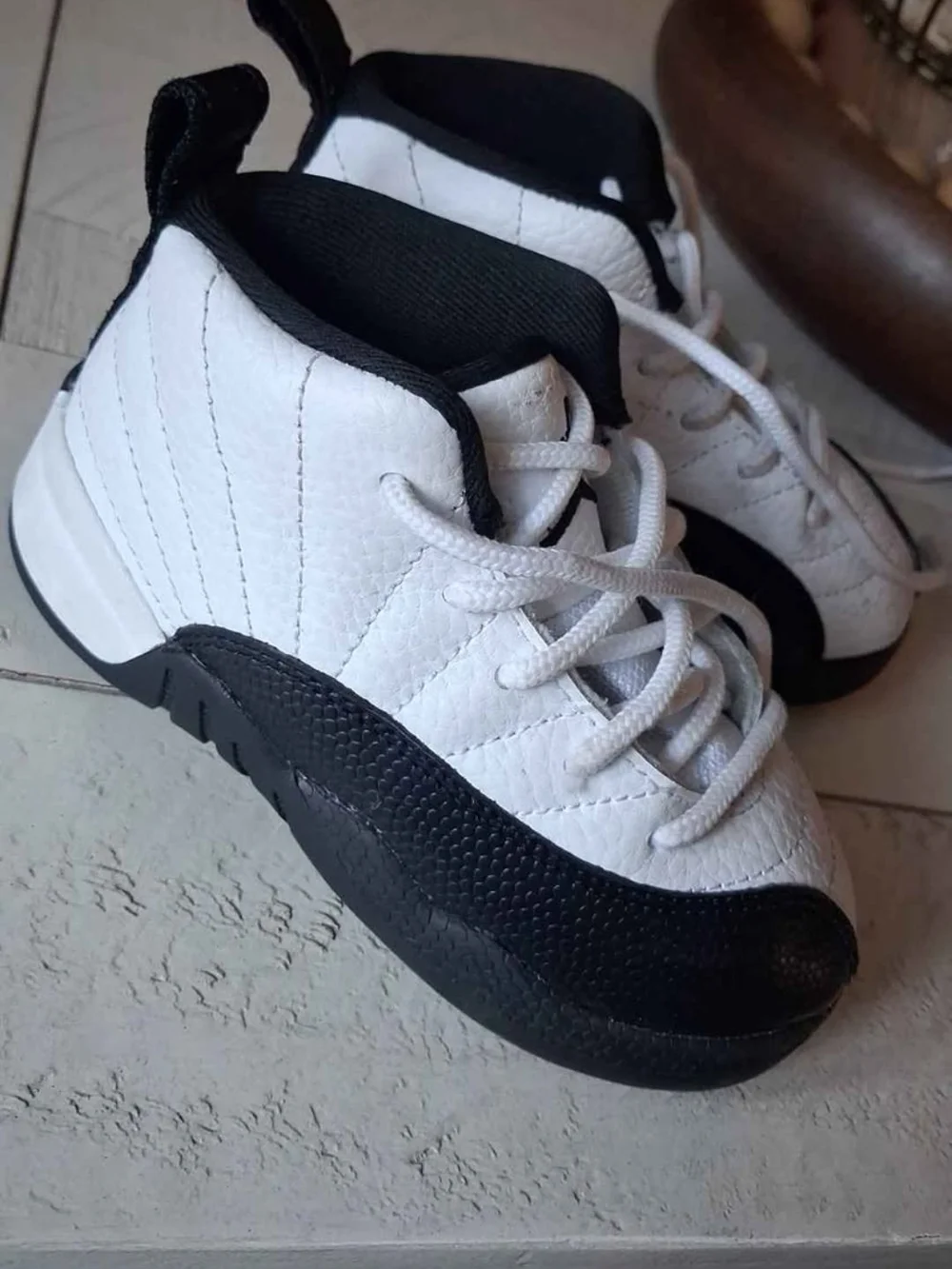 Air JORDAN RETRO 12 TD Size 7.5